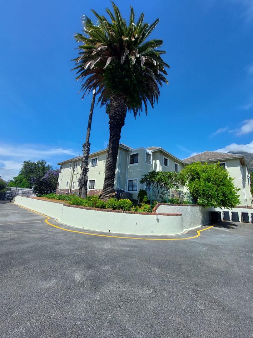 To Let 2 Bedroom Property for Rent in Mowbray Western Cape